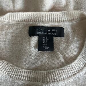 TAHARI 100% Cashmere Ivory Crew Neck Sweater S